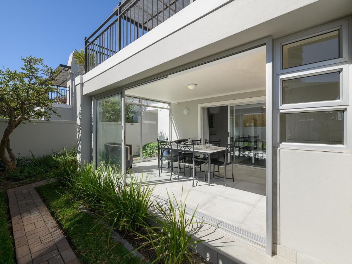 Table View Villas Bloubergstrand Bagian luar foto